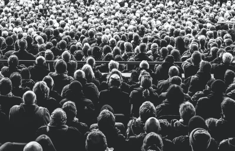 large-audience-sat-down large-audience-sat-down