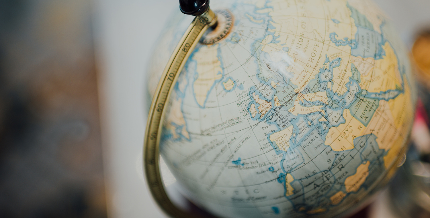 globe picture representing oursourcing